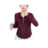 Темно-красный