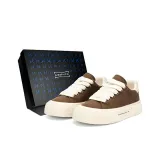 Коричневый