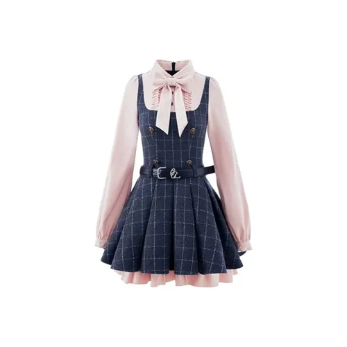 COVT Длинное платье с длинными рукавами женское