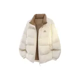 Бежево-абрикосовый