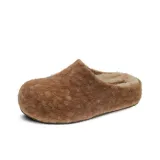 Желто-коричневый