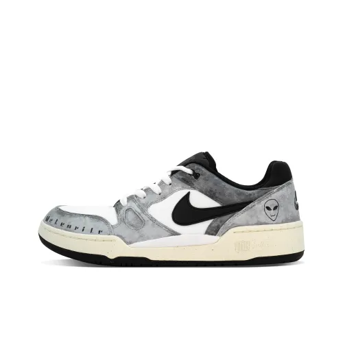 Nike Full Force Deer Alien Устойчивые к истиранию низкие скейтбордические кроссовки Мужские Черный Белый Серый
