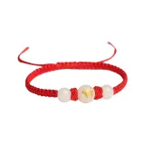 Китайский зодиак Бык Красная нить