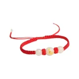 Китайский зодиак Собака Красная нить