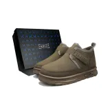 Коричневый