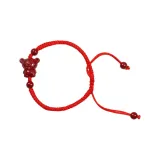 Браслет из красной нити с фиолетовой глиной (Цзыша) и китайским зодиаком Тигр