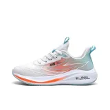 Белый и оранжевый