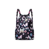 Многоцветная бабочка