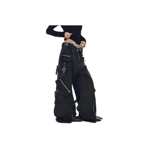 CASTLE WOODS Черные Женские Джинсы