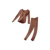 Коричневый