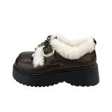 Коричневый