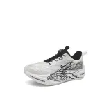 бело-черный