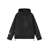 Чёрная легкая ветровка