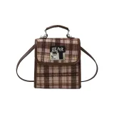 Коричневый