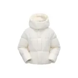 Молочно-белый