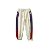 Бежево-желтый