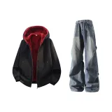 Чёрный, красный и синий, штаны