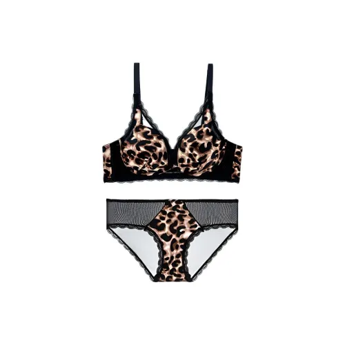 2323 Женское нижнее белье Наборы