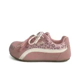 Розовый леопардовый принт.