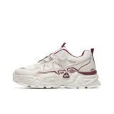 Бежево-красный