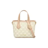 Кремово-абрикосовый