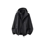 Легкая ветровка, черного цвета