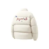 Светло-бежевый