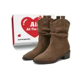 Коричневый