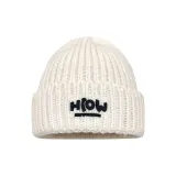 Молочно-белый