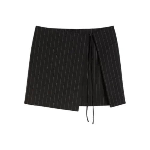 Спортивная повседневная короткая юбка для женщин