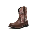 Коричневый