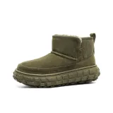 Трава зеленая