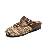 Коричневый