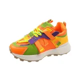 Оранжево-красный