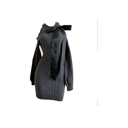 BDGU Длинное платье с длинными рукавами женское