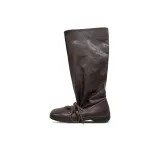 Коричневый