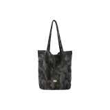 Черный камуфляж