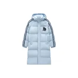 Лунно-голубой