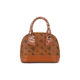 Светло-коричневый