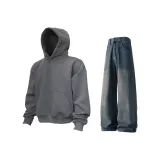 Темно-серый свитшот + винтажные синие утолщенные и с флисовой подкладкой джинсы