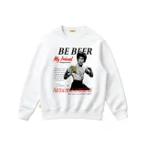 Белый свитшот с круглым вырезом