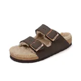 Темно-коричневый