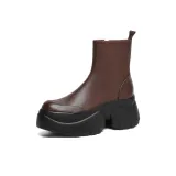 Коричневый