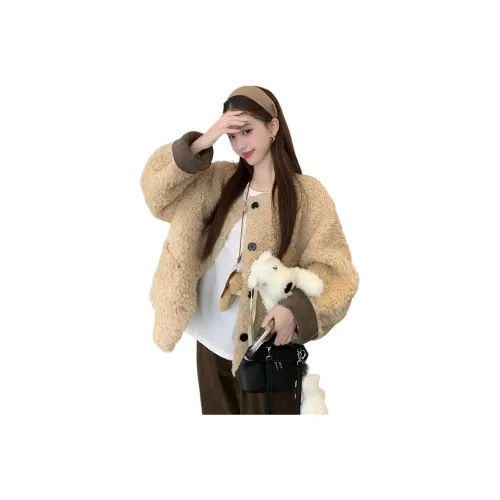 SKYA Молочно-чайный Бежевый Женские Меховые изделия