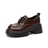 Коричневый