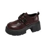 Коричневый