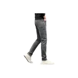 Дымчато-серый