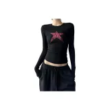 Чёрный с красным принтом.