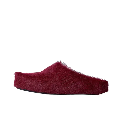 MARNI Fussbett Домашние тапочки Мужские Красные