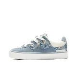 Светло-голубой